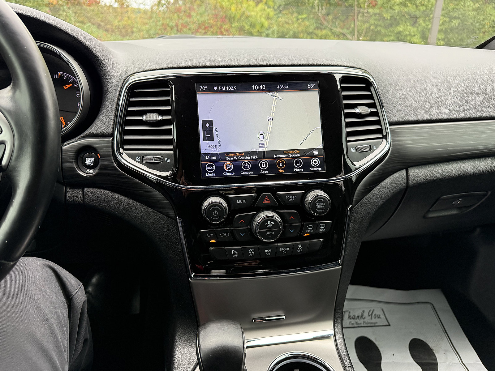 Certified 2021 Jeep Grand Cherokee Laredo X AWD/4WD image 18