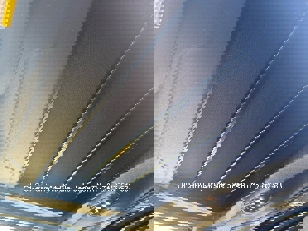 Used 2025 Jeep Wrangler Sport image 35