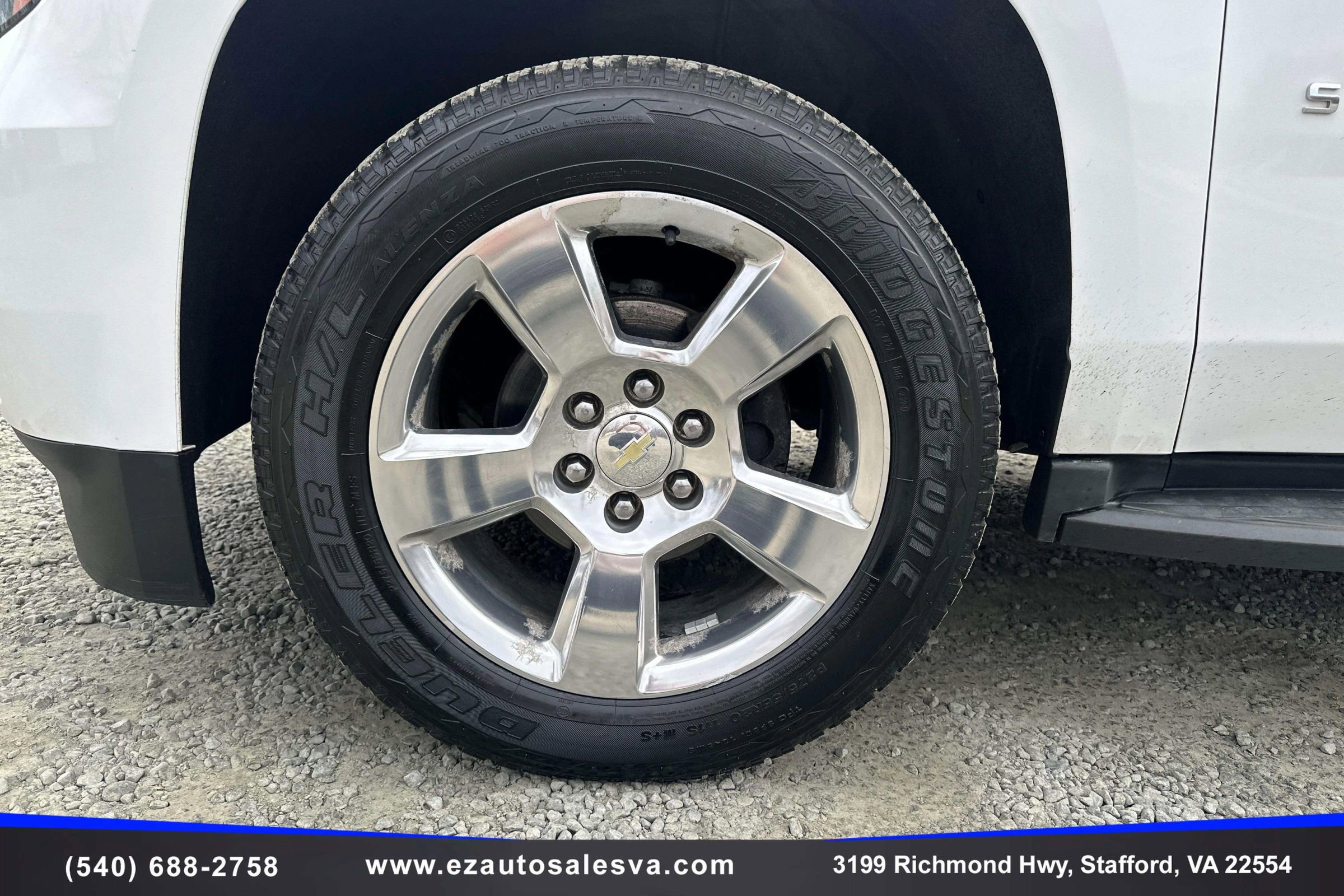 Used 2016 Chevrolet Suburban LT image 10