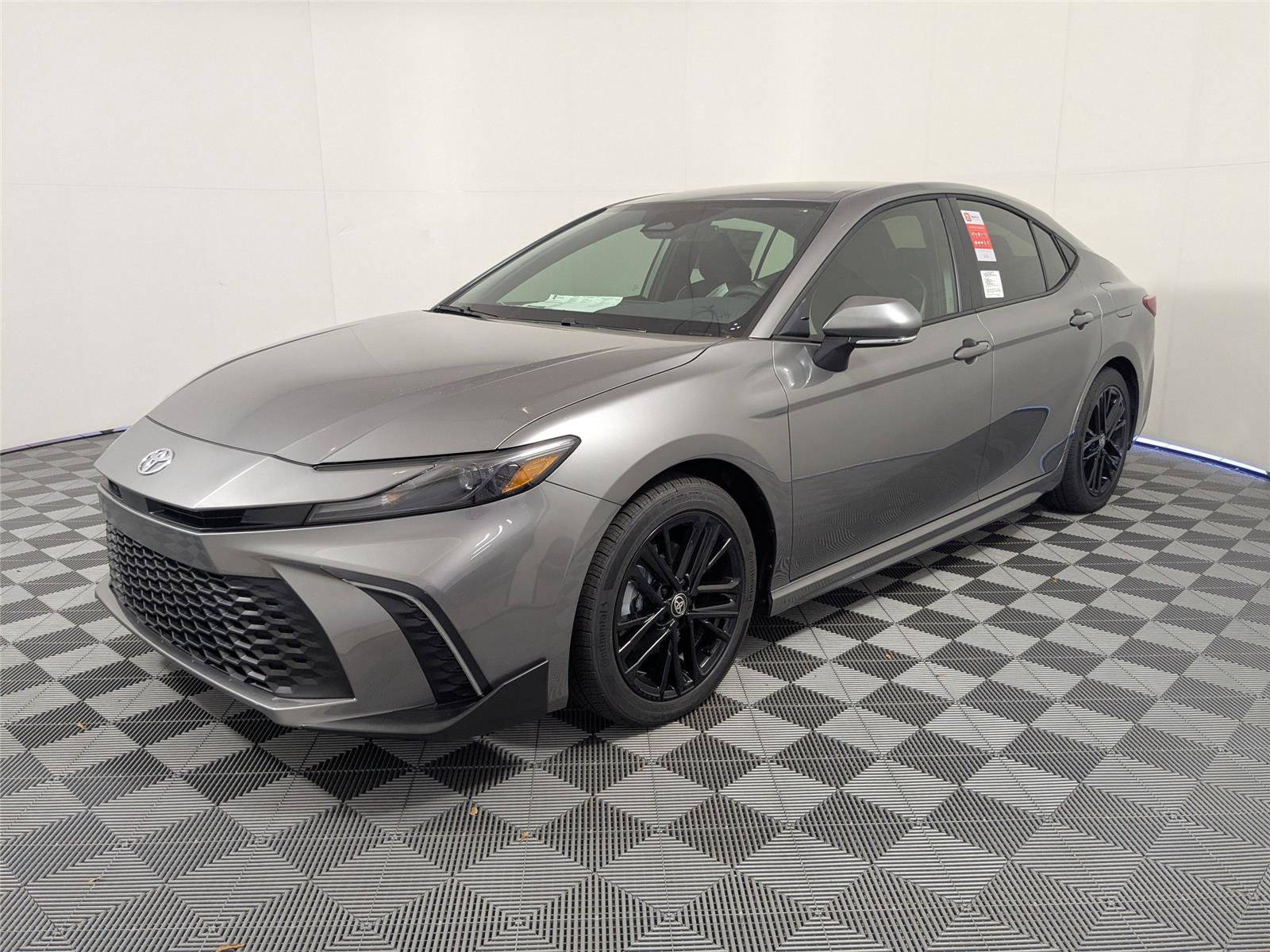 New 2026 Toyota Camry SE image 1