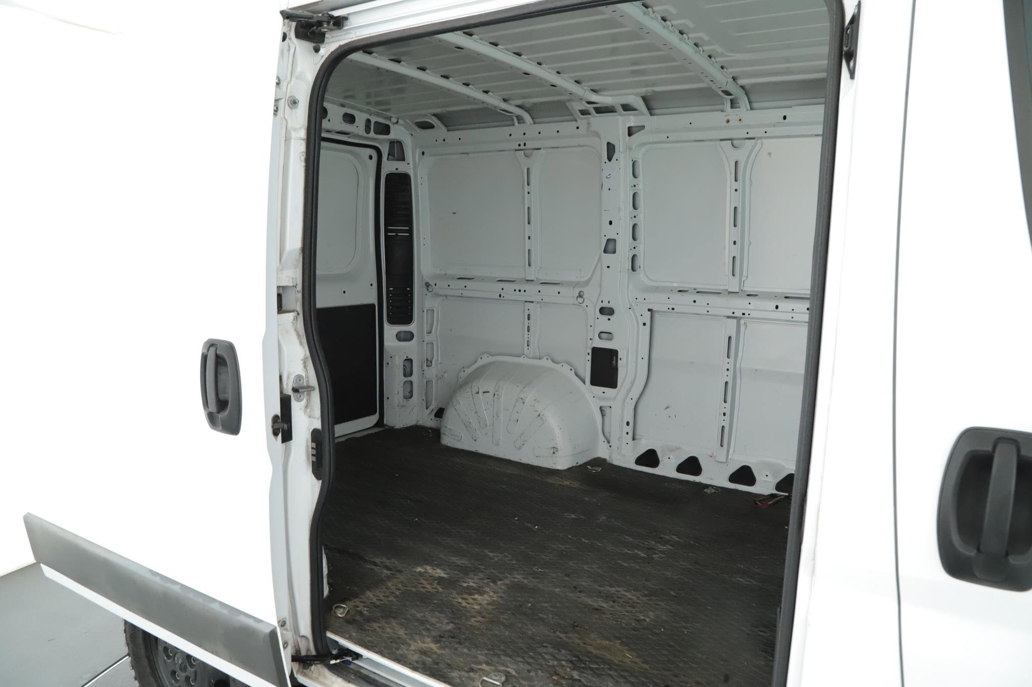 Used 2016 RAM ProMaster 1500 w/ Premium Appearance Group image 16