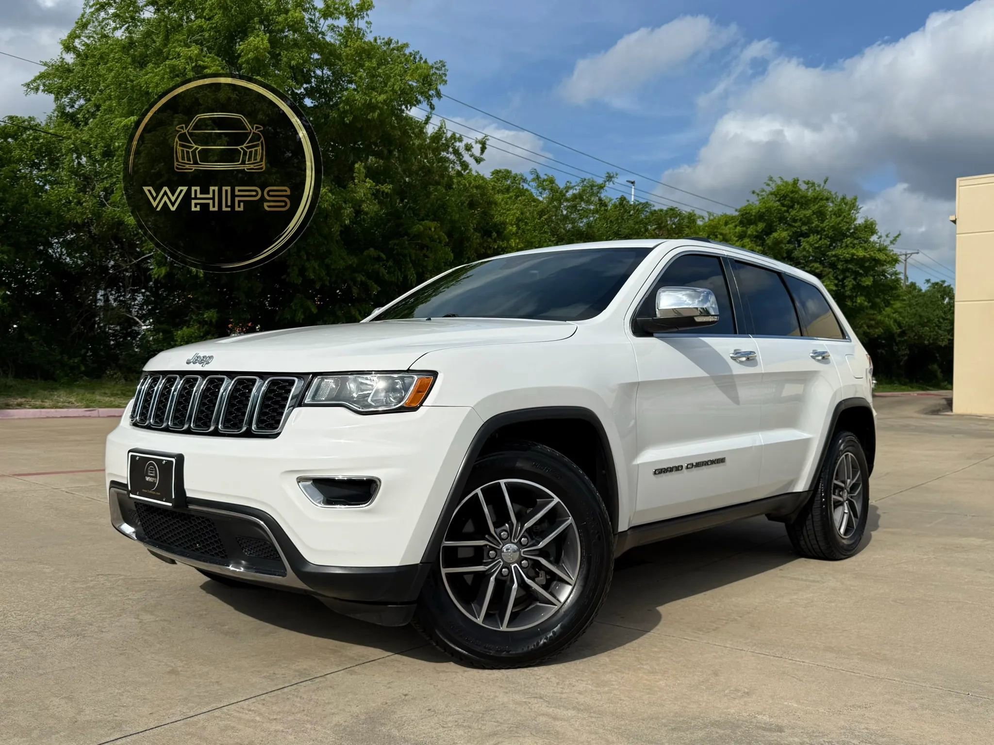 Used 2017 Jeep Grand Cherokee Limited AWD/4WD image 1