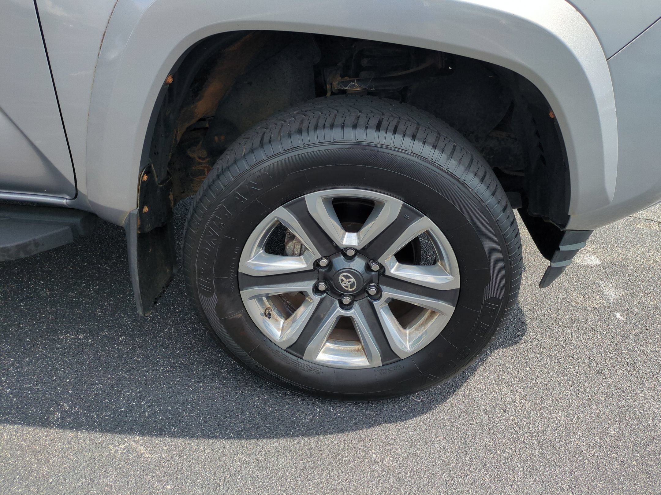 Used 2019 Toyota Tacoma Limited AWD/4WD image 12