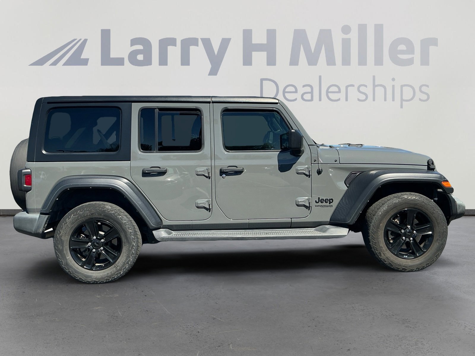 Used 2022 Jeep Wrangler Unlimited Sport image 6