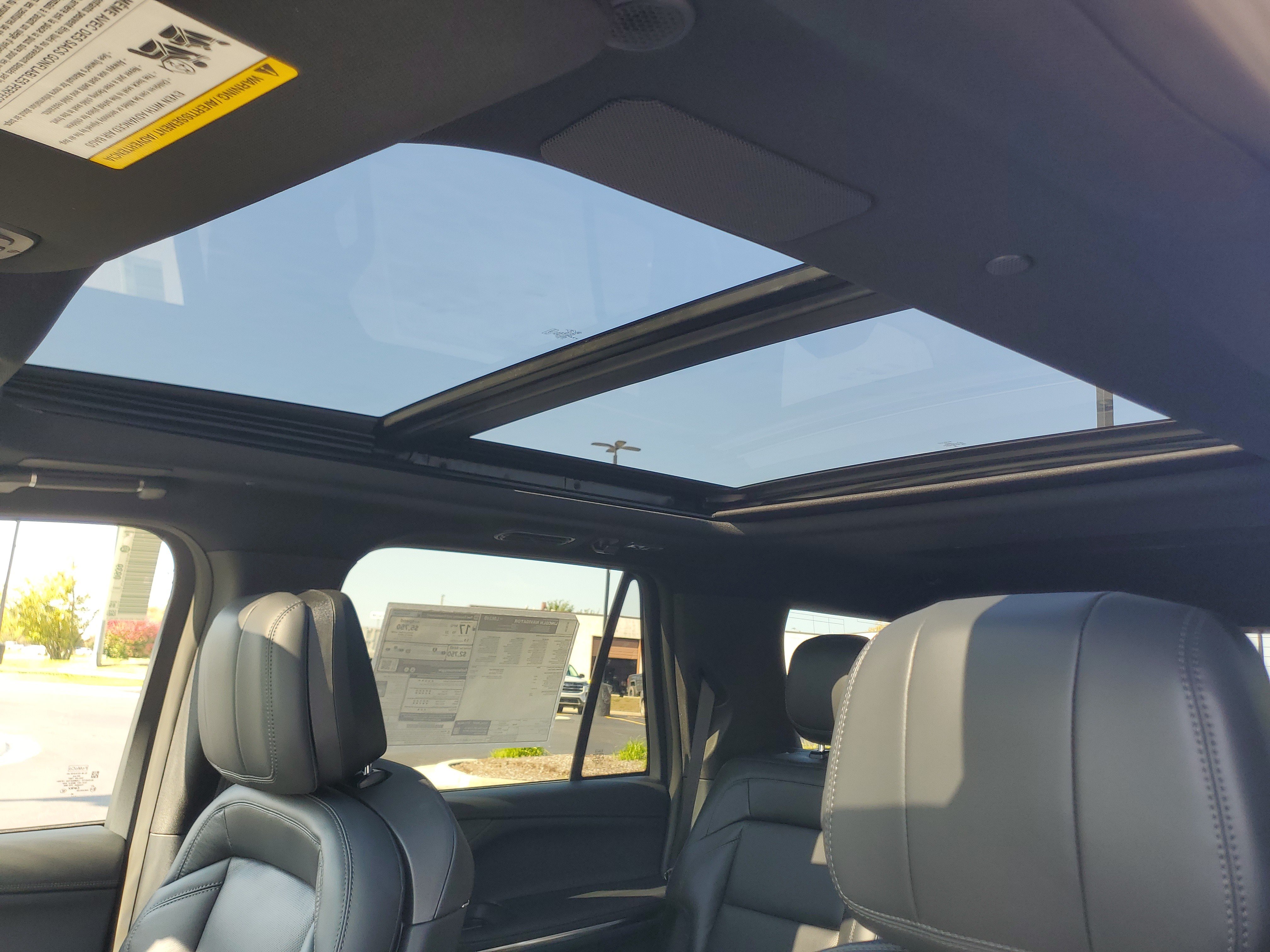 New 2027 Lincoln Navigator Reserve w/ Jet Appearance Package AWD/4WD image 11