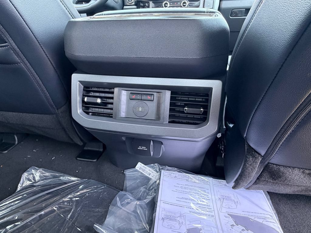 New 2026 Ford F350 Lariat w/ FX4 Off-Road Package AWD/4WD image 19