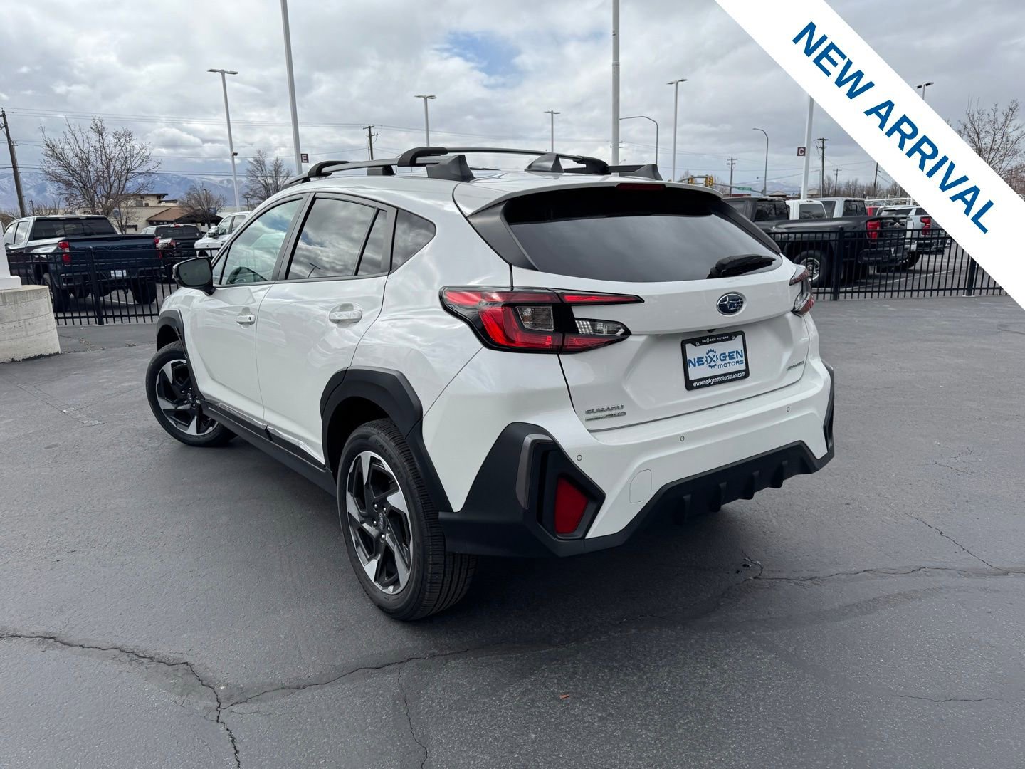 Used 2024 Subaru Crosstrek 2.5i Limited w/ Crosstrek Mirror Package image 5