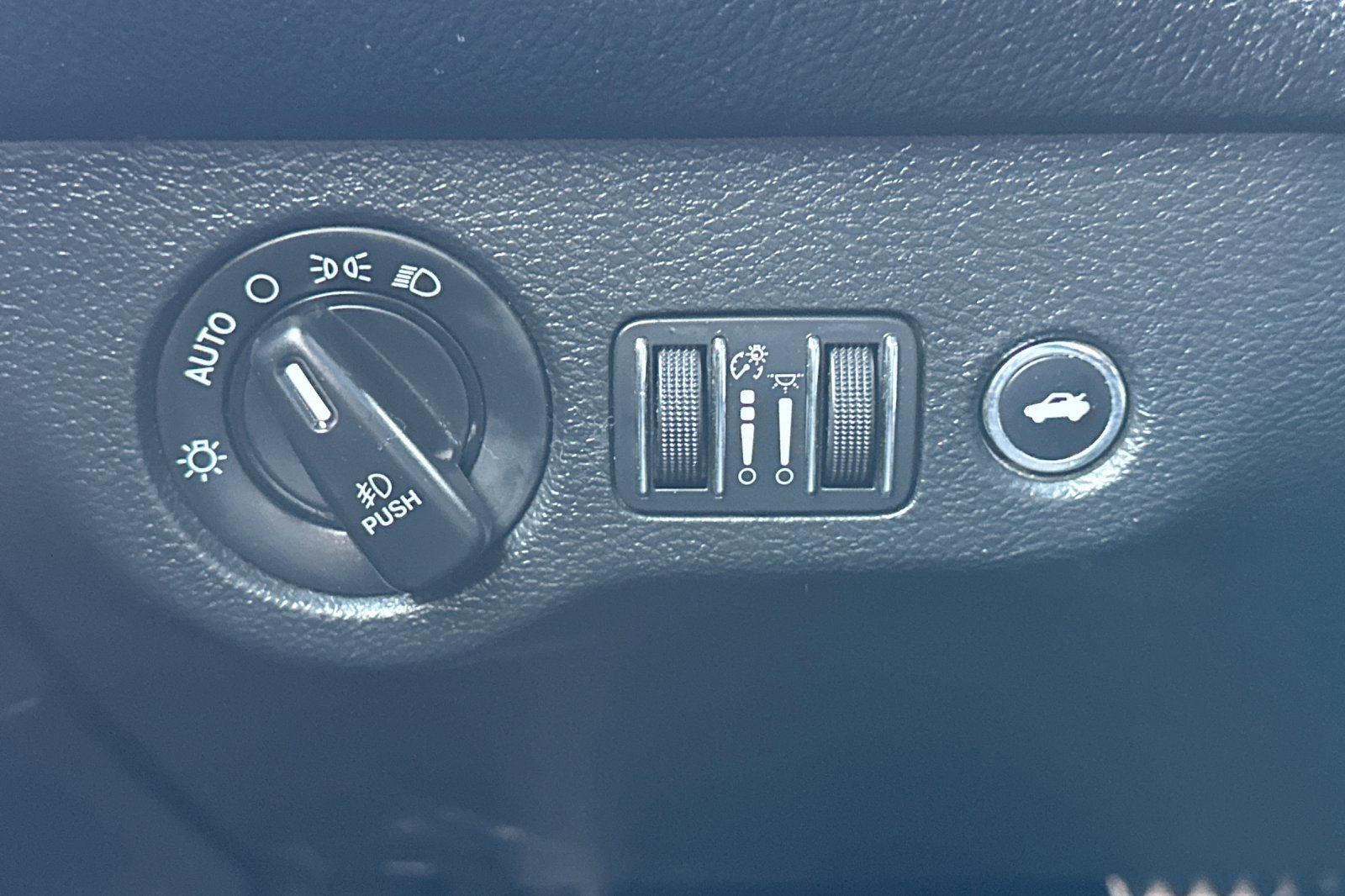 Used 2016 Dodge Challenger R/T Scat Pack image 42