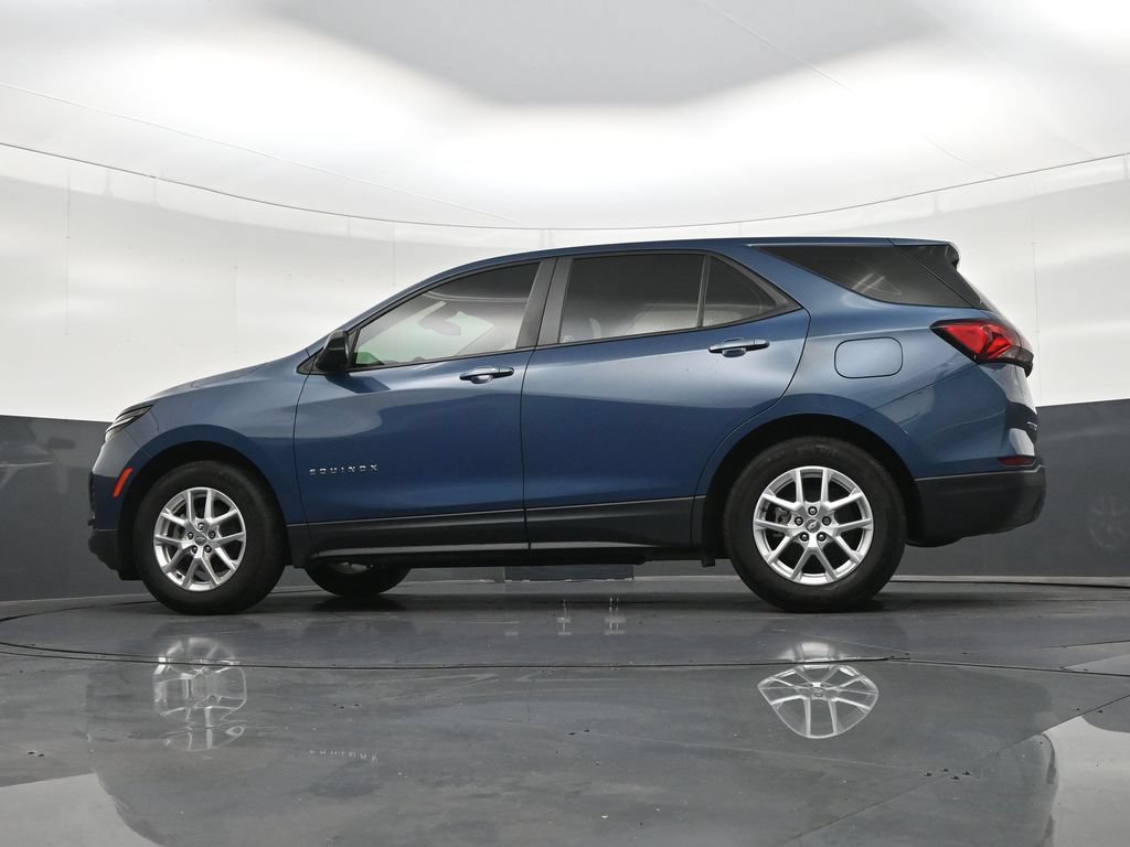 Used 2024 Chevrolet Equinox LS FWD image 24