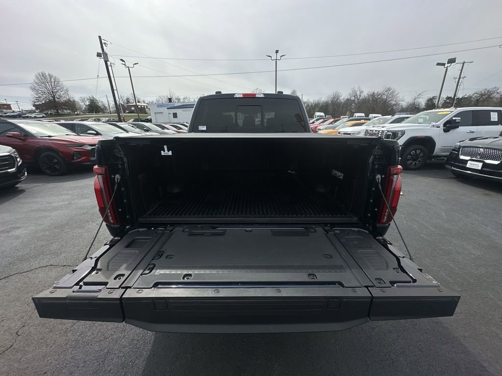 Used 2025 Ford F150 Lariat w/ Equipment Group 501A Mid image 24