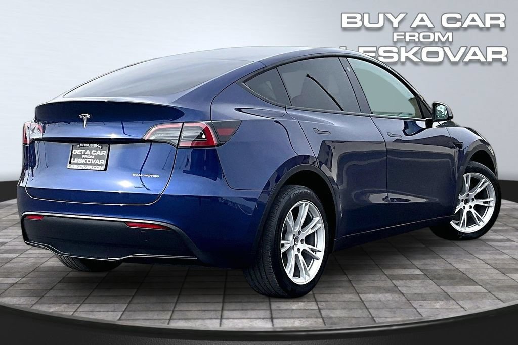 Used 2023 Tesla Model Y Long Range AWD/4WD image 13