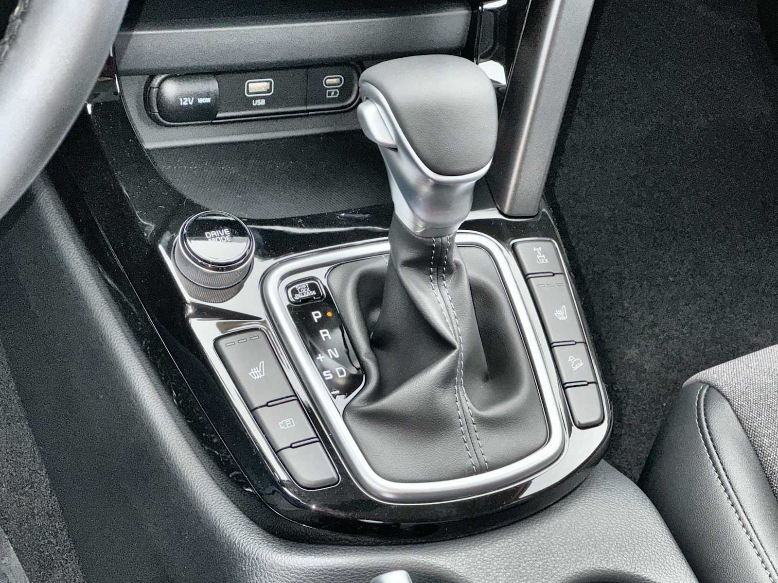 Certified 2025 Kia Seltos X-Line AWD/4WD image 22