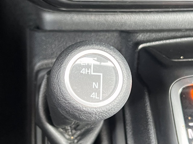 Used 2021 Jeep Wrangler Unlimited Sport AWD/4WD image 32