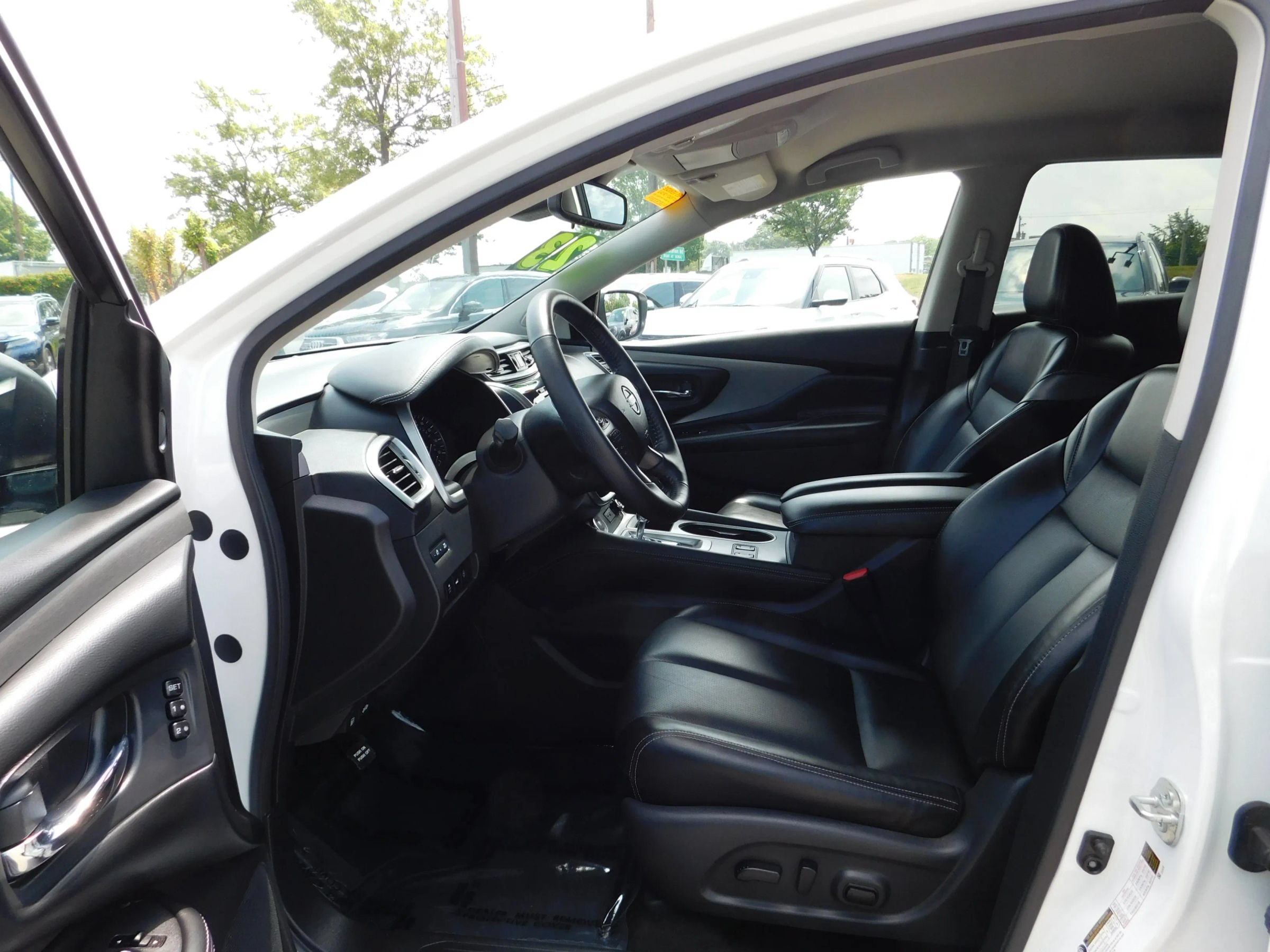 Used 2023 Nissan Murano SL FWD image 19