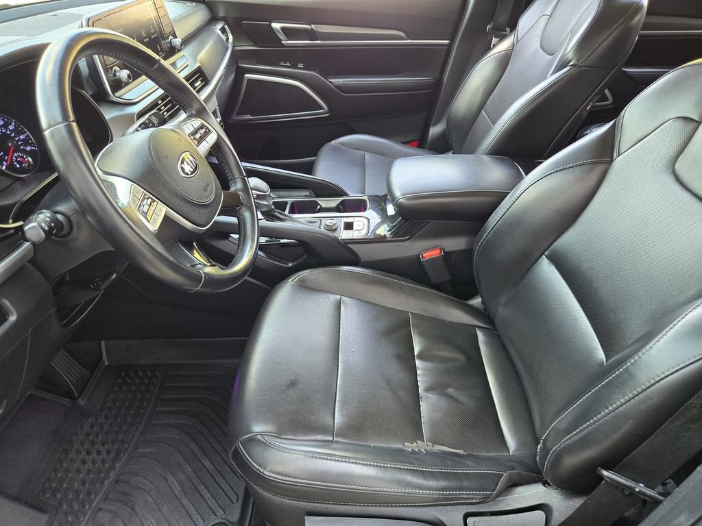 Used 2020 Kia Telluride LX FWD image 8