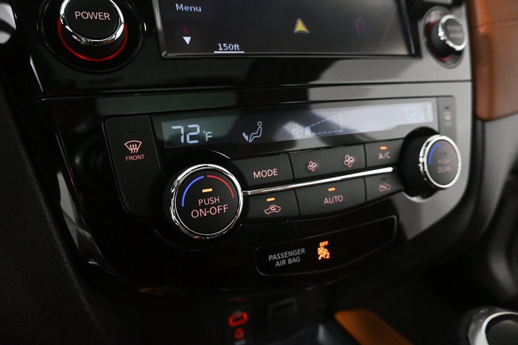 Used 2017 Nissan Rogue SL w/ SL Premium Package image 14