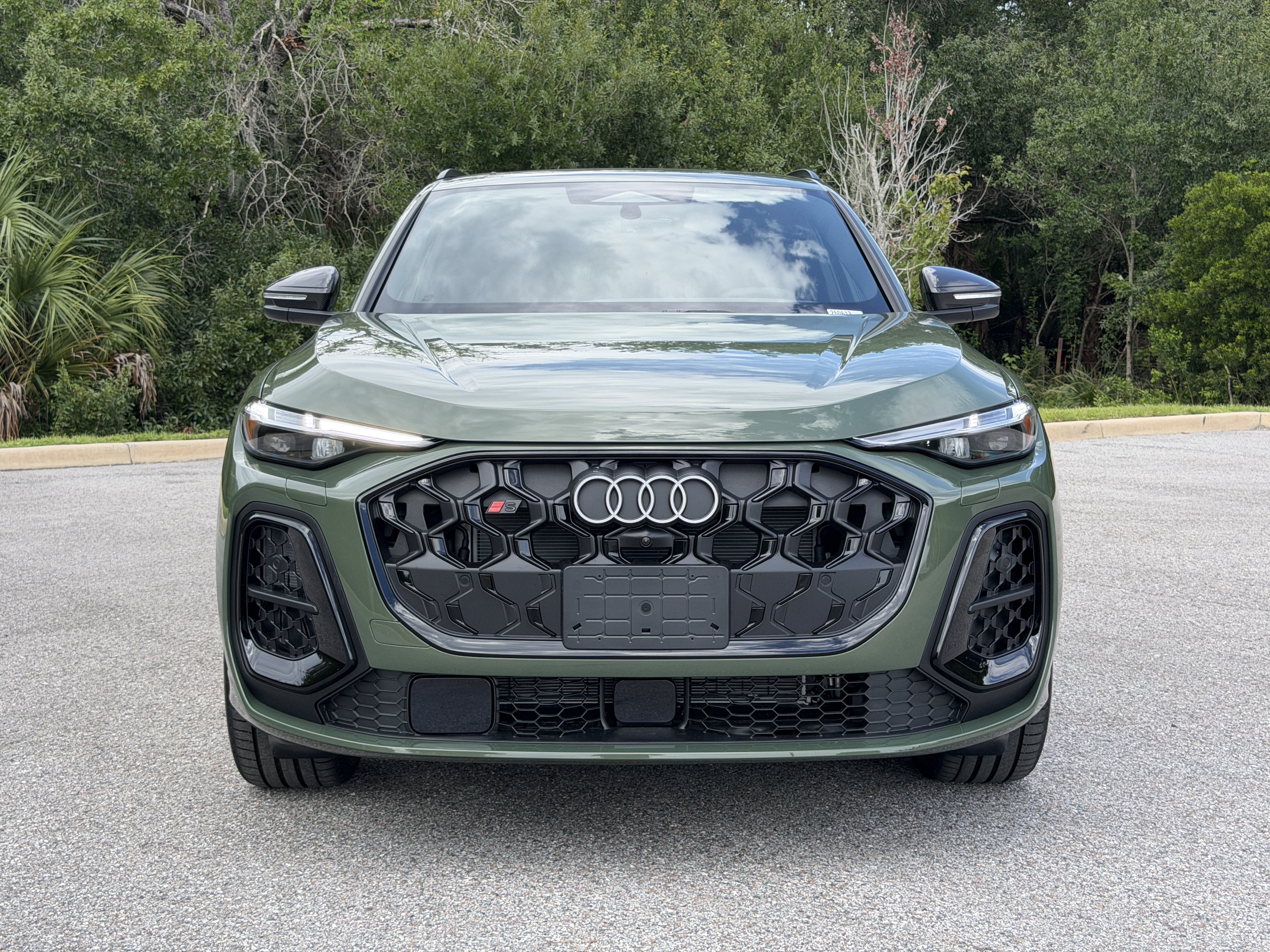 New 2026 Audi SQ5 Prestige AWD/4WD image 2