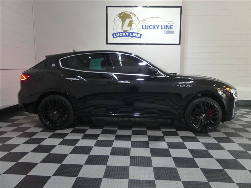 Used 2019 Maserati Levante AWD/4WD image 6