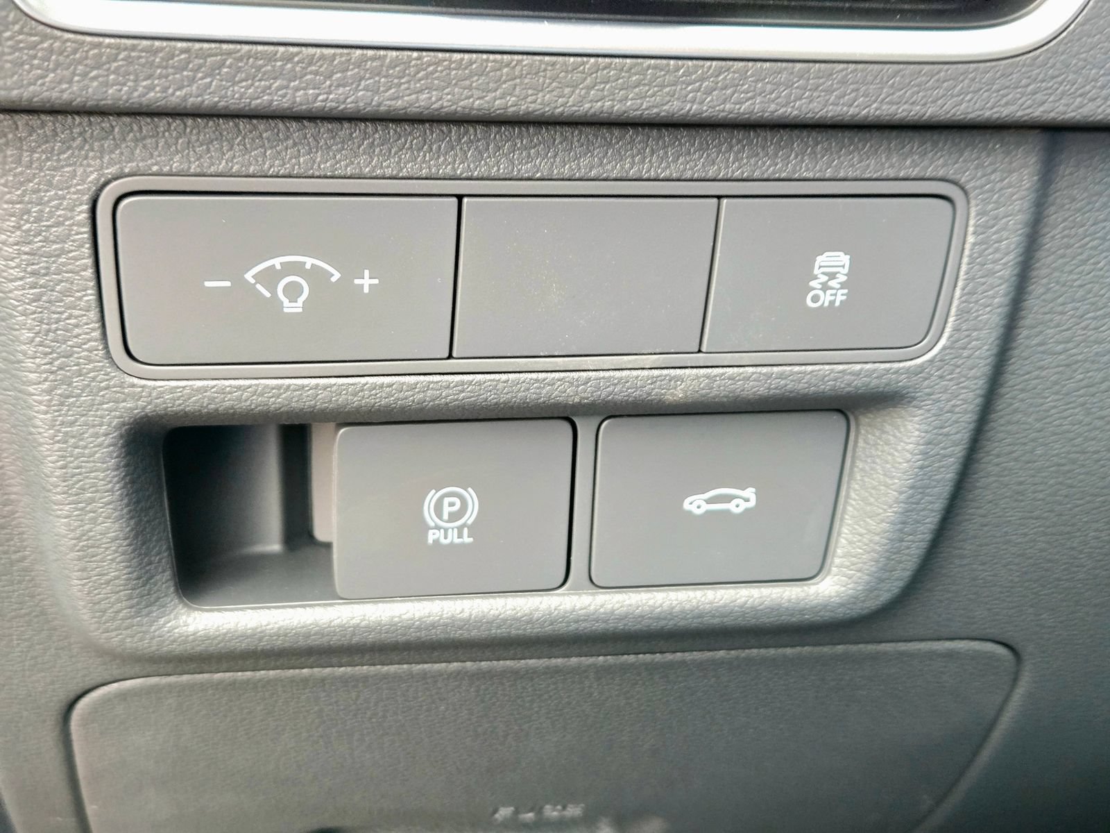 New 2026 Hyundai Sonata SEL FWD image 15