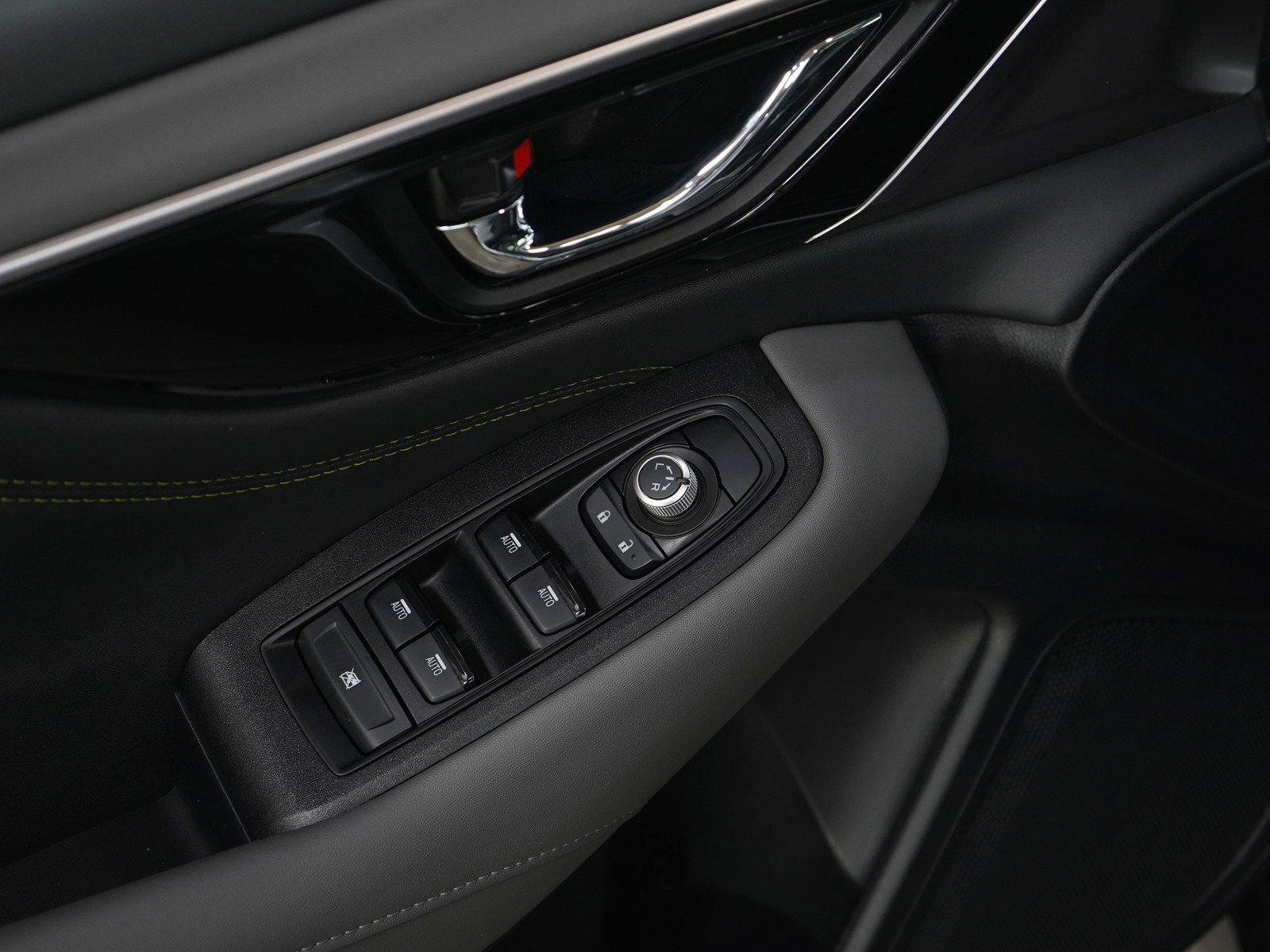 Used 2025 Subaru Outback Onyx Edition image 23