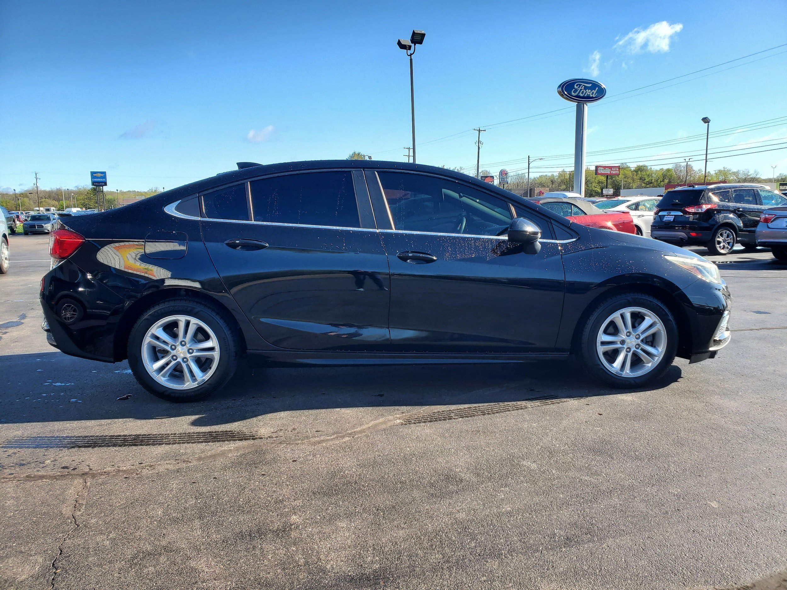 Used 2018 Chevrolet Cruze LT FWD image 5