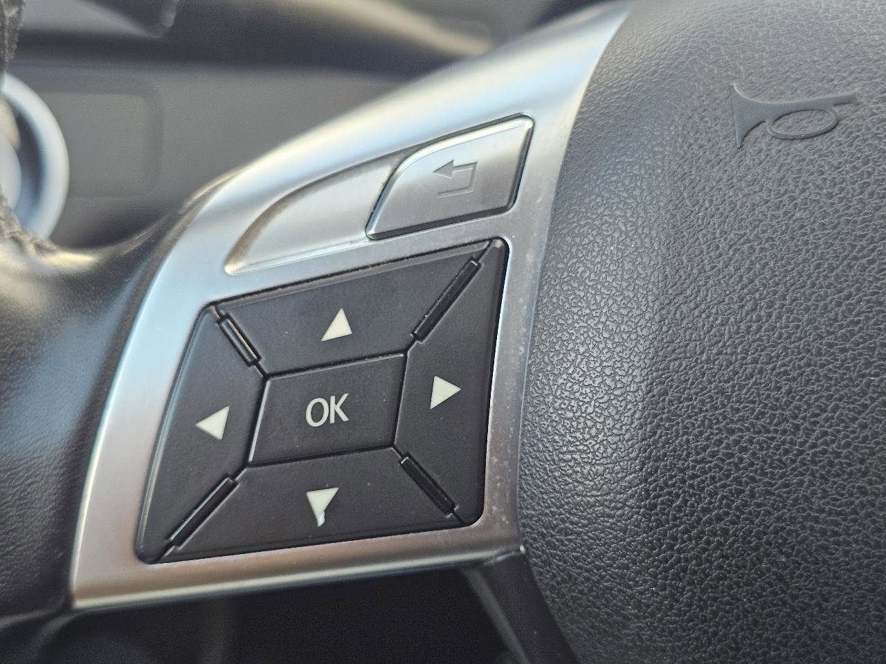 Used 2012 Mercedes-Benz C 300 4MATIC Sedan image 24