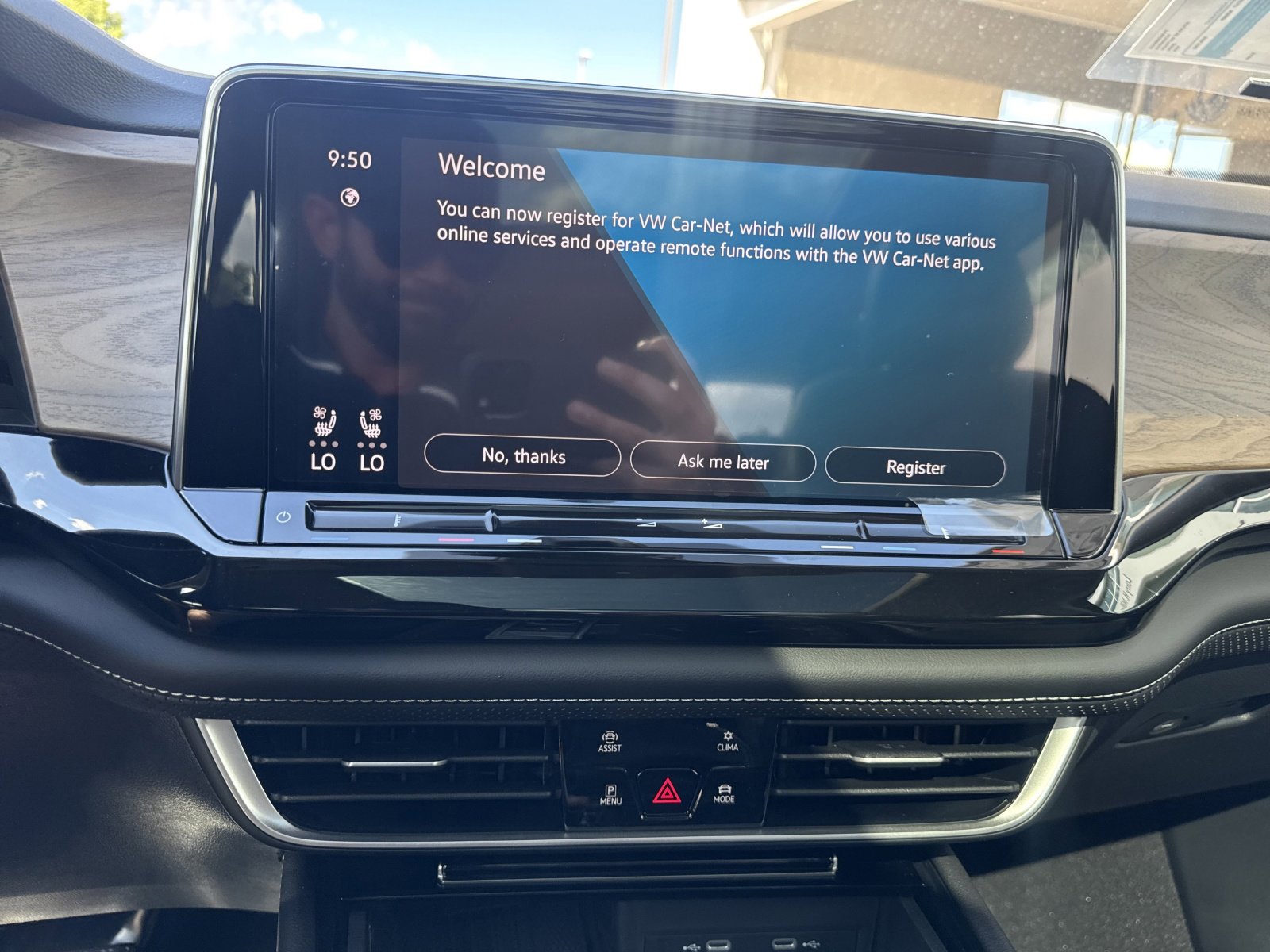 New 2026 Volkswagen Atlas SE image 26