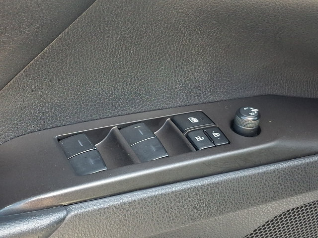 Used 2023 Toyota Camry SE w/ Cold Weather Package FWD image 19