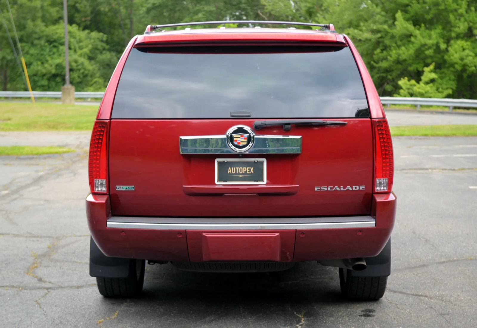 Used 2010 Cadillac Escalade Luxury AWD/4WD image 48