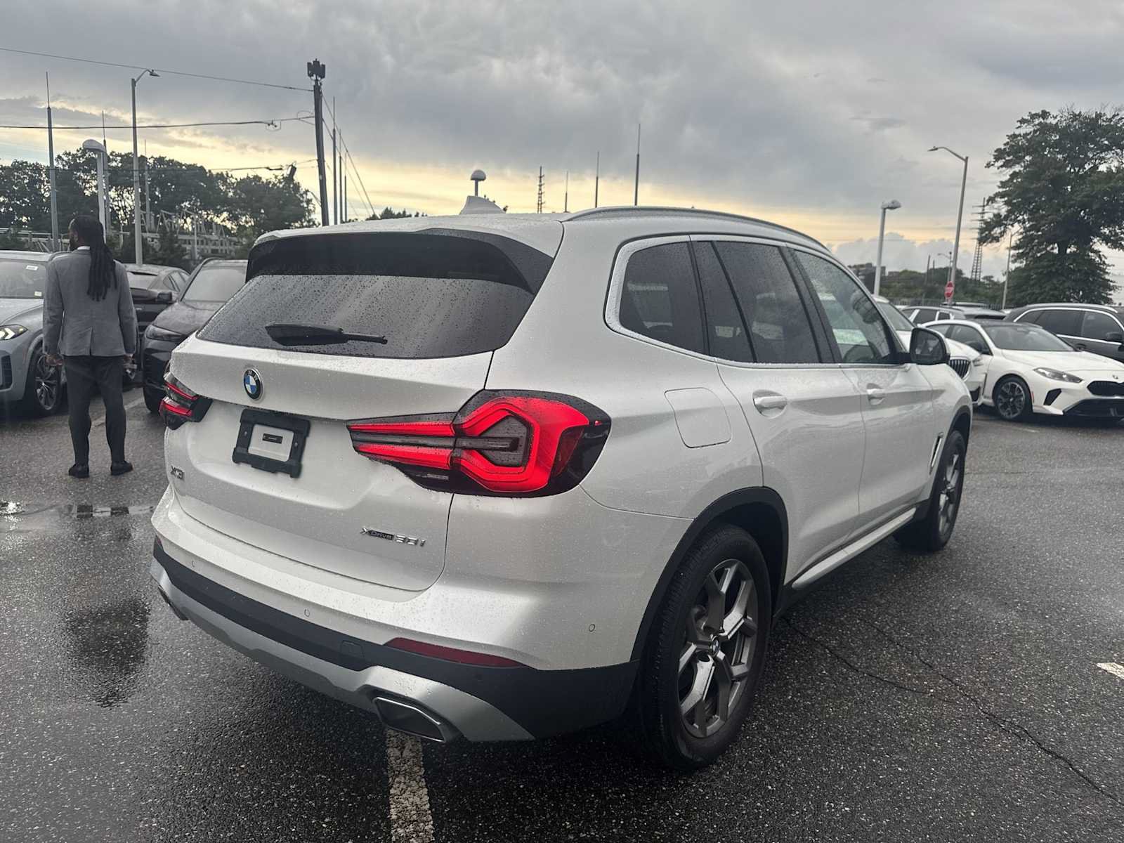 Used 2024 BMW X3 xDrive30i w/ Convenience Package AWD/4WD image 8