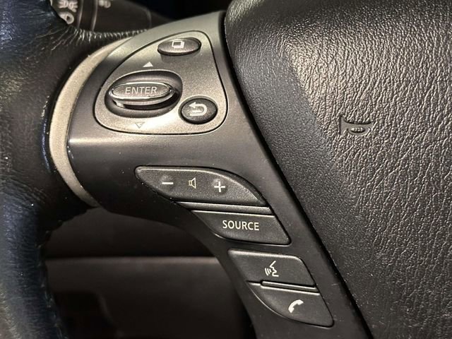 Used 2020 Nissan Pathfinder SV FWD image 24