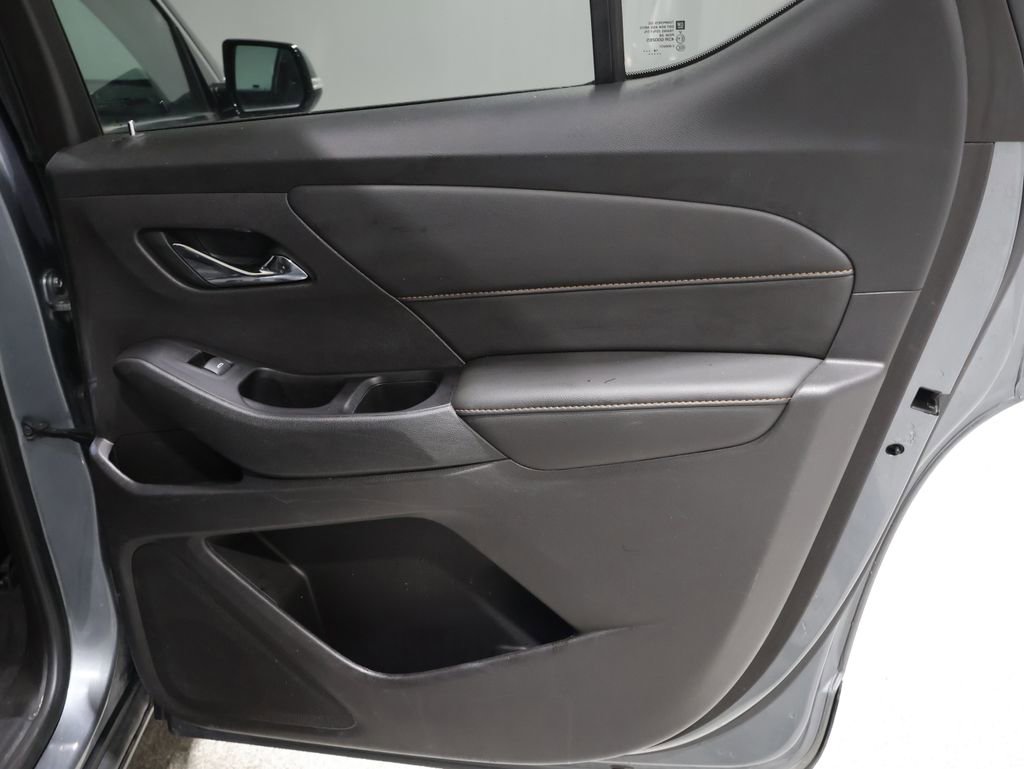 Used 2019 Chevrolet Traverse LT image 22