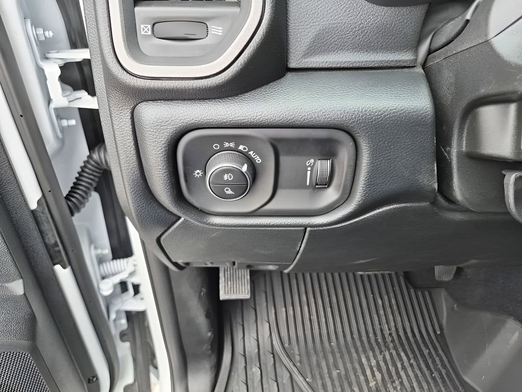 New 2026 RAM 2500 Tradesman image 31