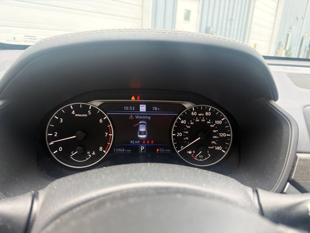 Used 2024 Nissan Altima 2.5 SV w/ SV Premium Package AWD/4WD image 9