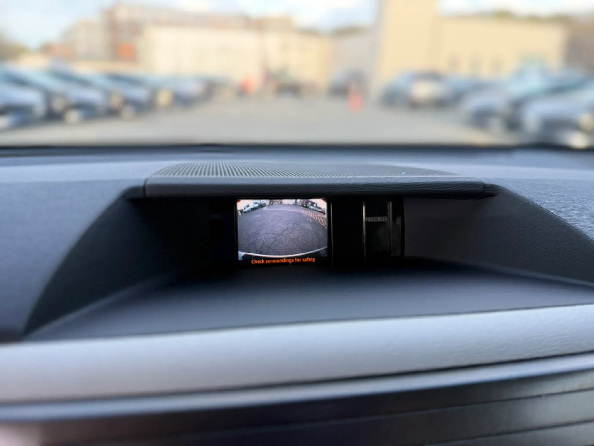 Used 2011 Toyota Sienna LE w/ Towing Pkg FWD image 25