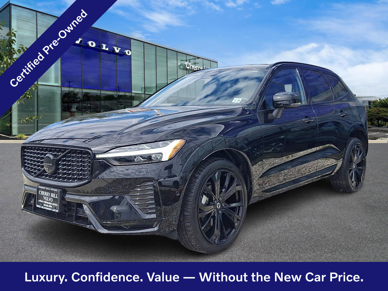 Certified 2025 Volvo XC60 B5 Ultra AWD/4WD image 3