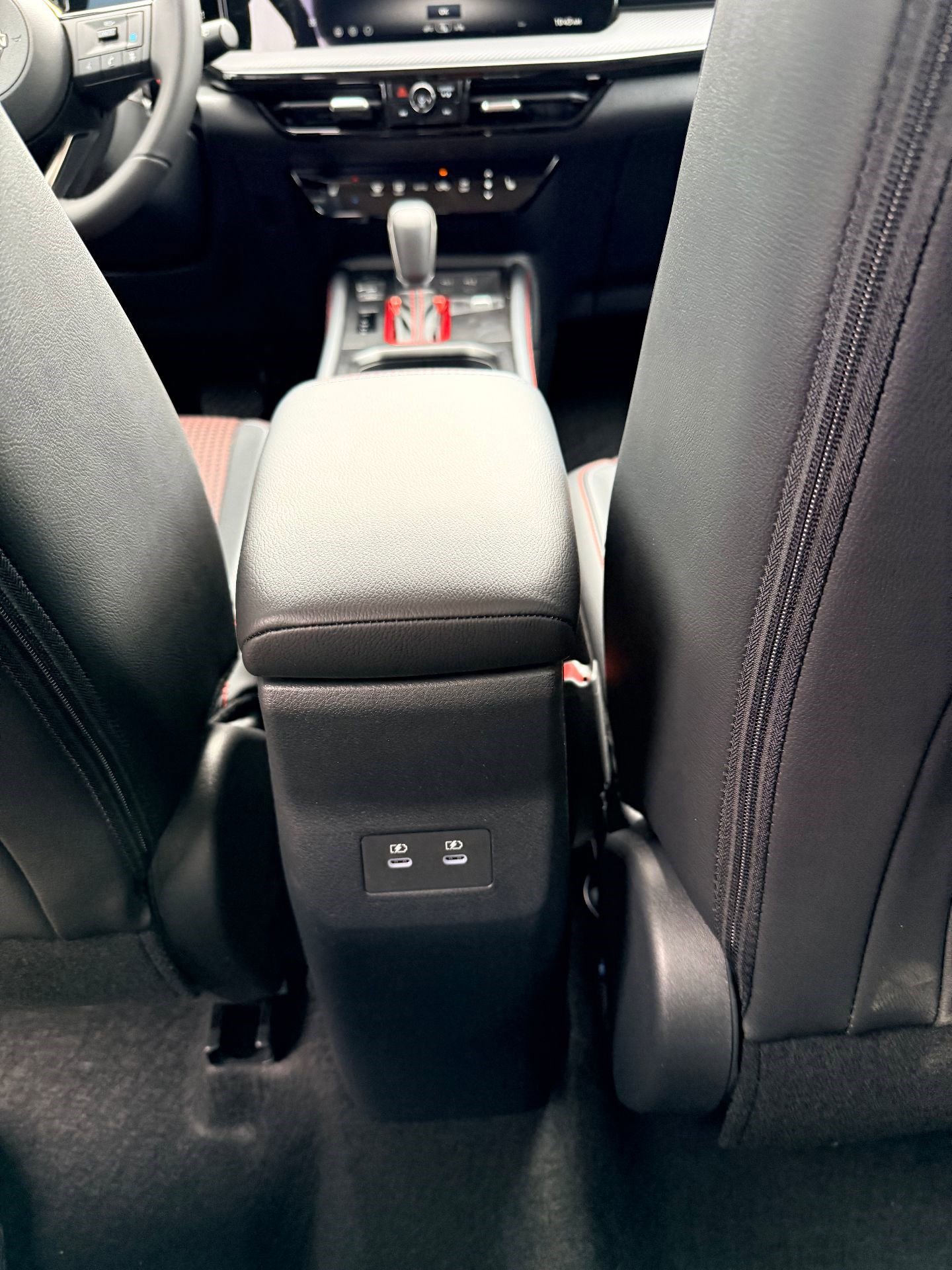 New 2026 Nissan Kicks SR w/ Cold Weather Package image 23