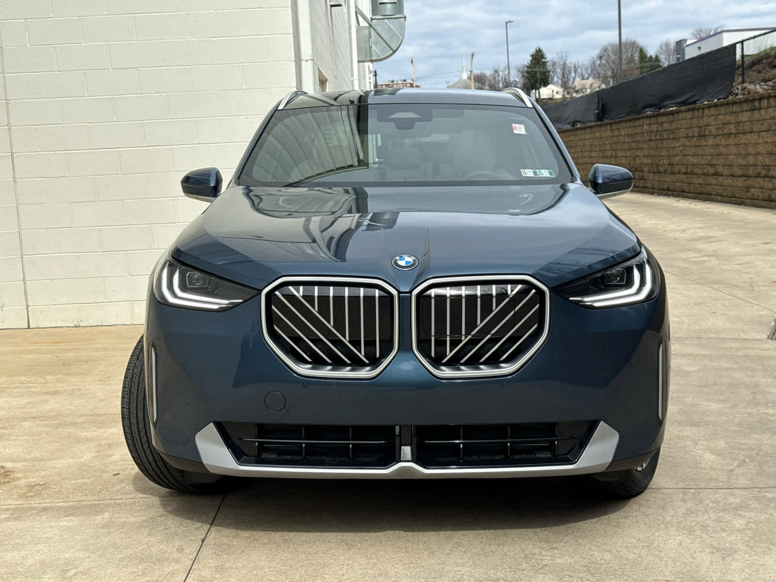 New 2026 BMW X3 xDrive30 w/ Convenience Package image 2