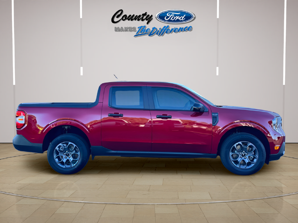 New 2026 Ford Maverick XLT w/ XLT Luxury Package FWD image 8