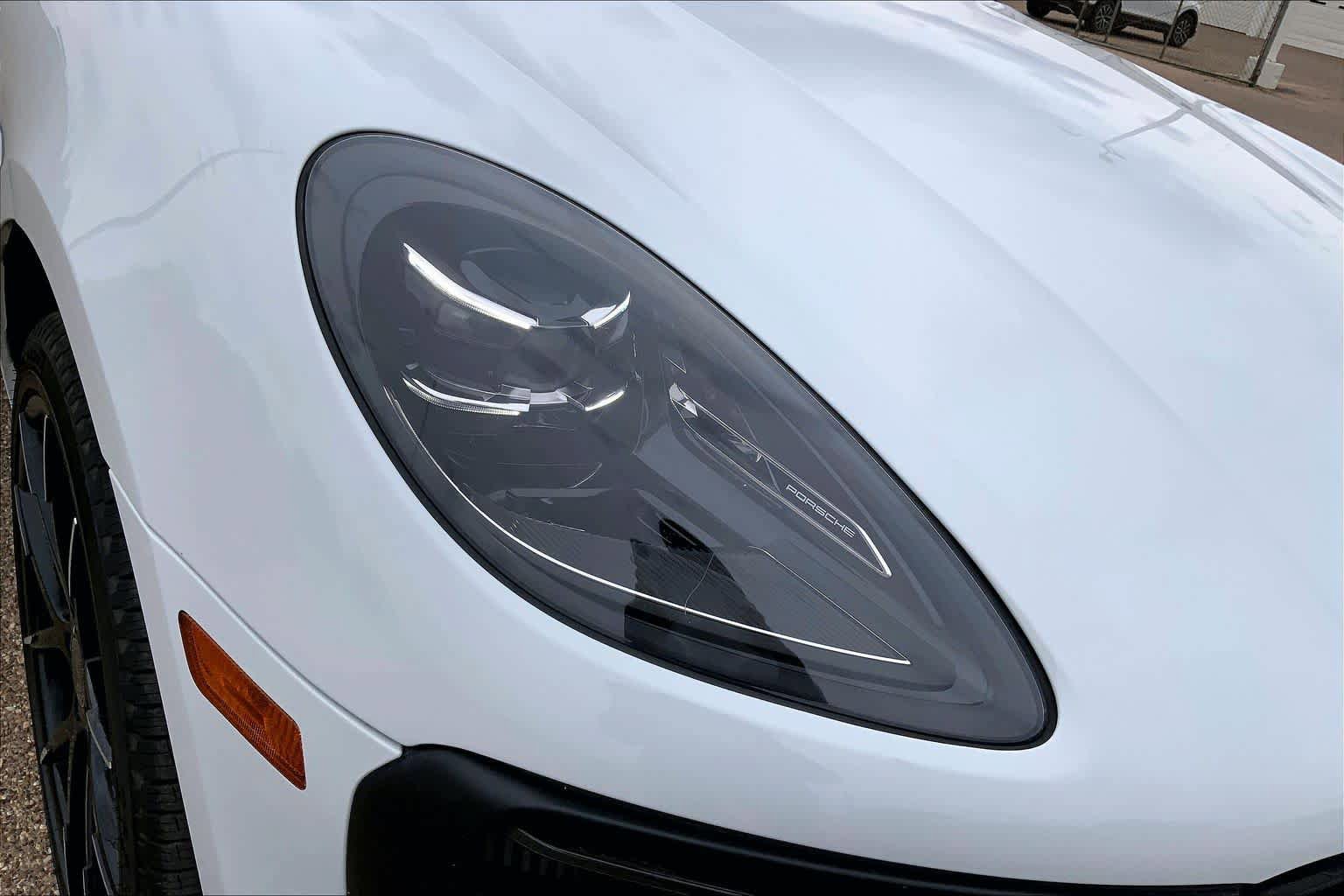 Used 2022 Porsche Macan S w/ Premium Package Plus AWD/4WD image 27