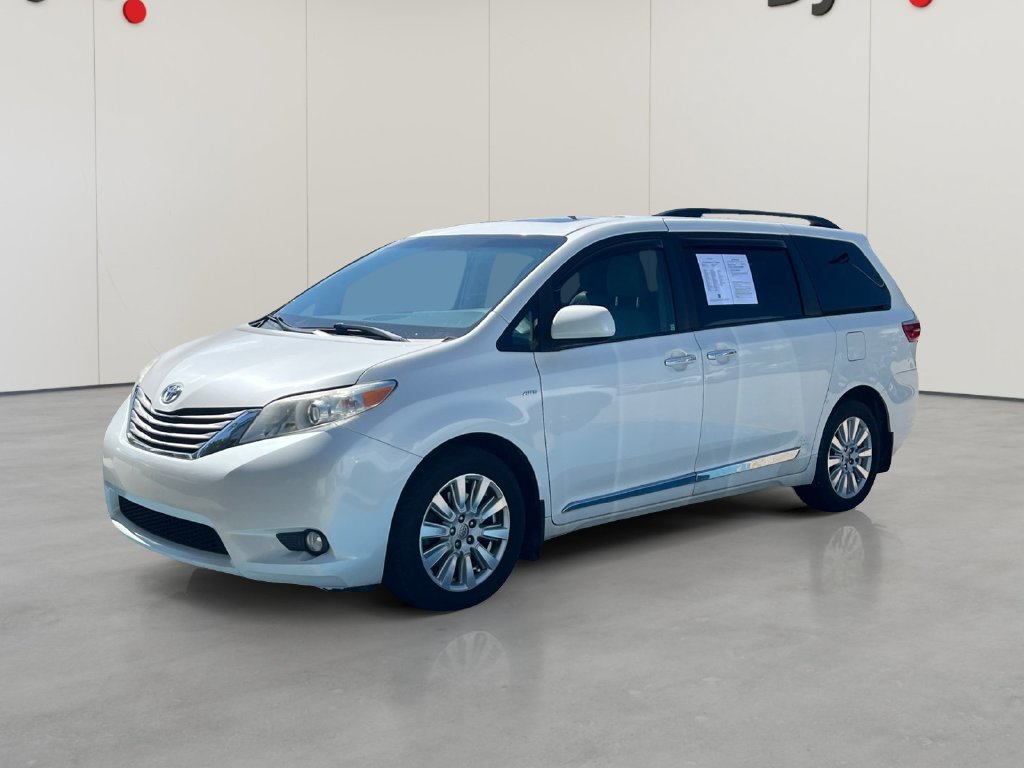 Used 2017 Toyota Sienna XLE w/ XLE Navigation Package