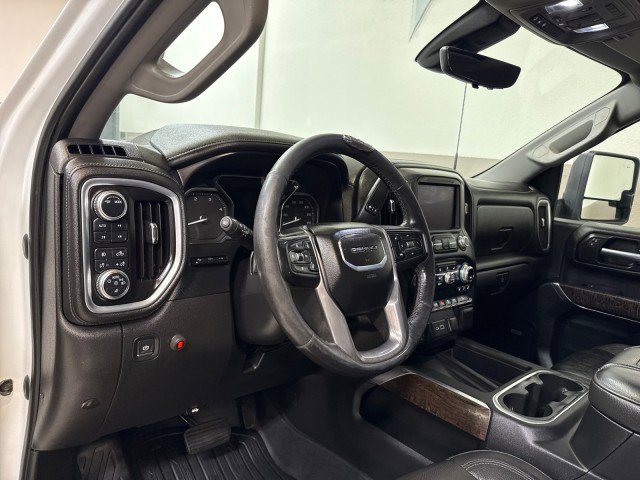 Used 2020 GMC Sierra 3500 Denali w/ Denali Ultimate Package image 18