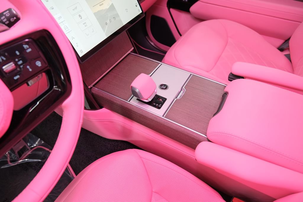 Used 2025 Land Rover Range Rover SE image 21