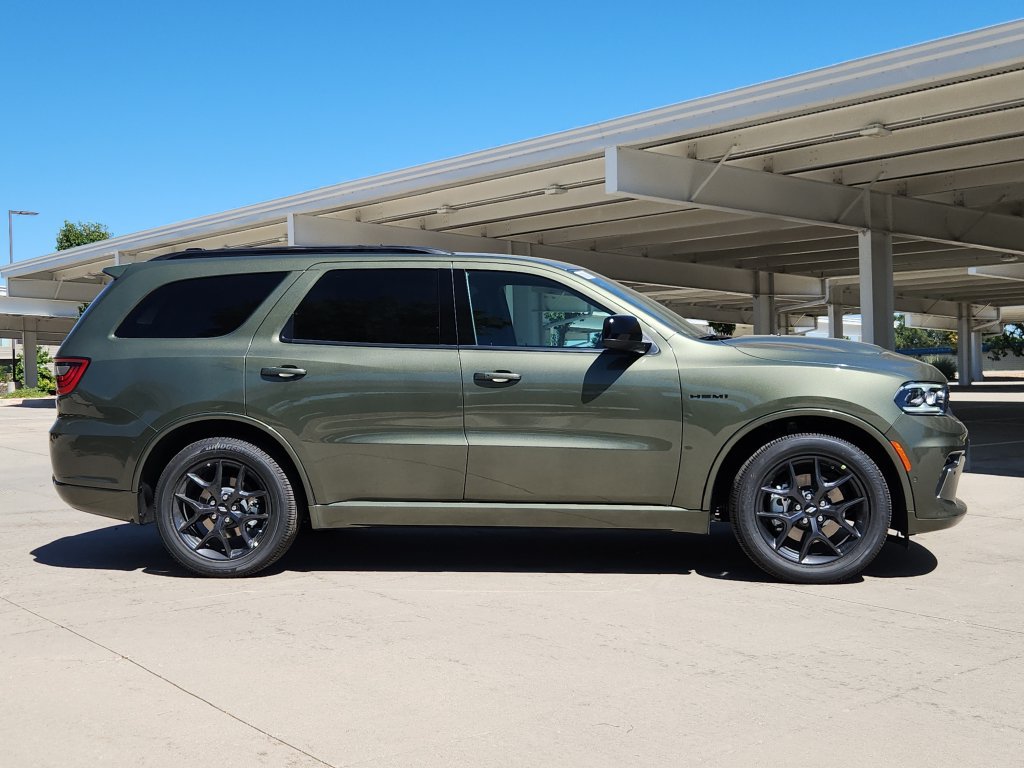 New 2026 Dodge Durango GT w/ Blacktop Package AWD/4WD image 2