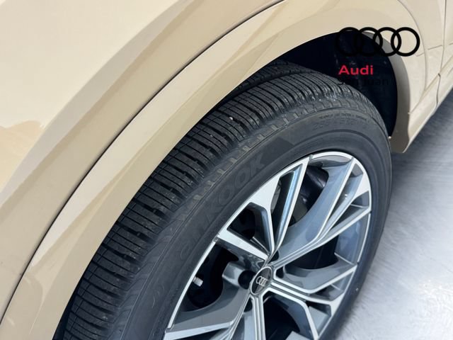 New 2026 Audi Q8 Premium Plus AWD/4WD image 6