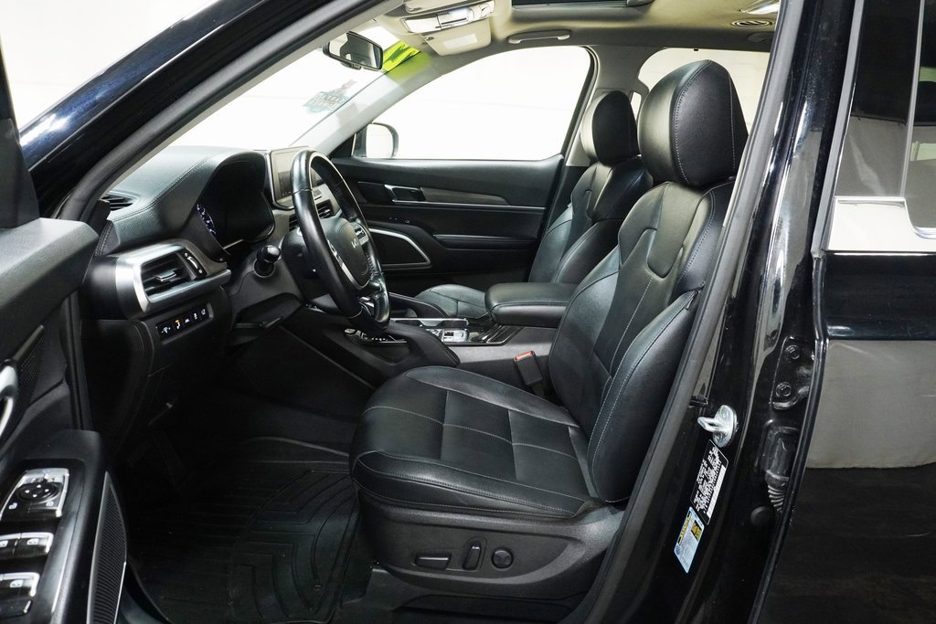 Used 2022 Kia Telluride EX w/ EX Premium Package image 13