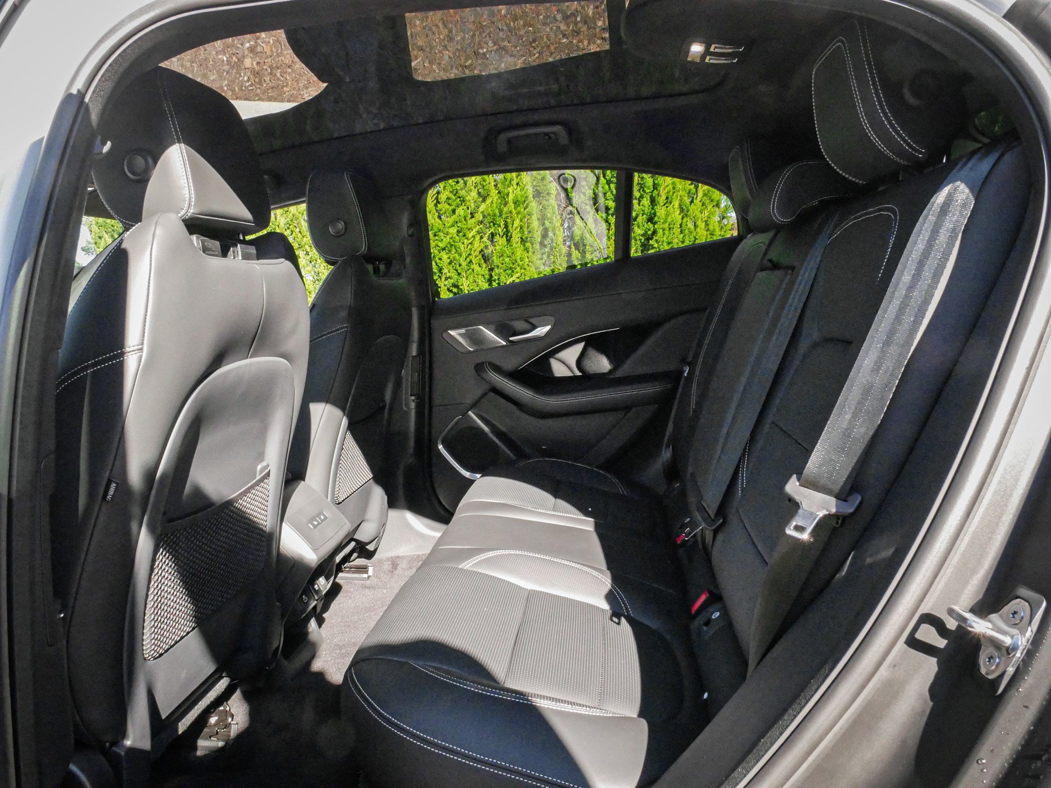 Used 2024 Jaguar I-PACE R-Dynamic HSE AWD/4WD image 31