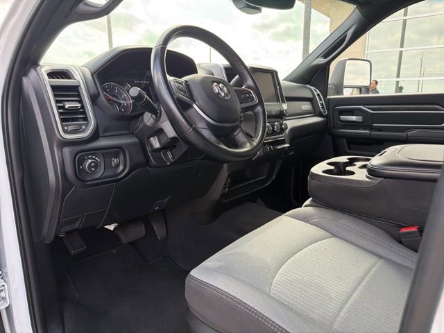 Used 2024 RAM 3500 Big Horn AWD/4WD image 9