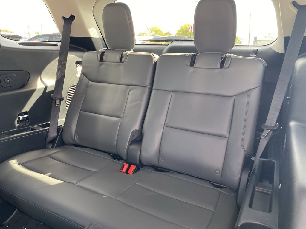 New 2025 Ford Explorer Active image 26