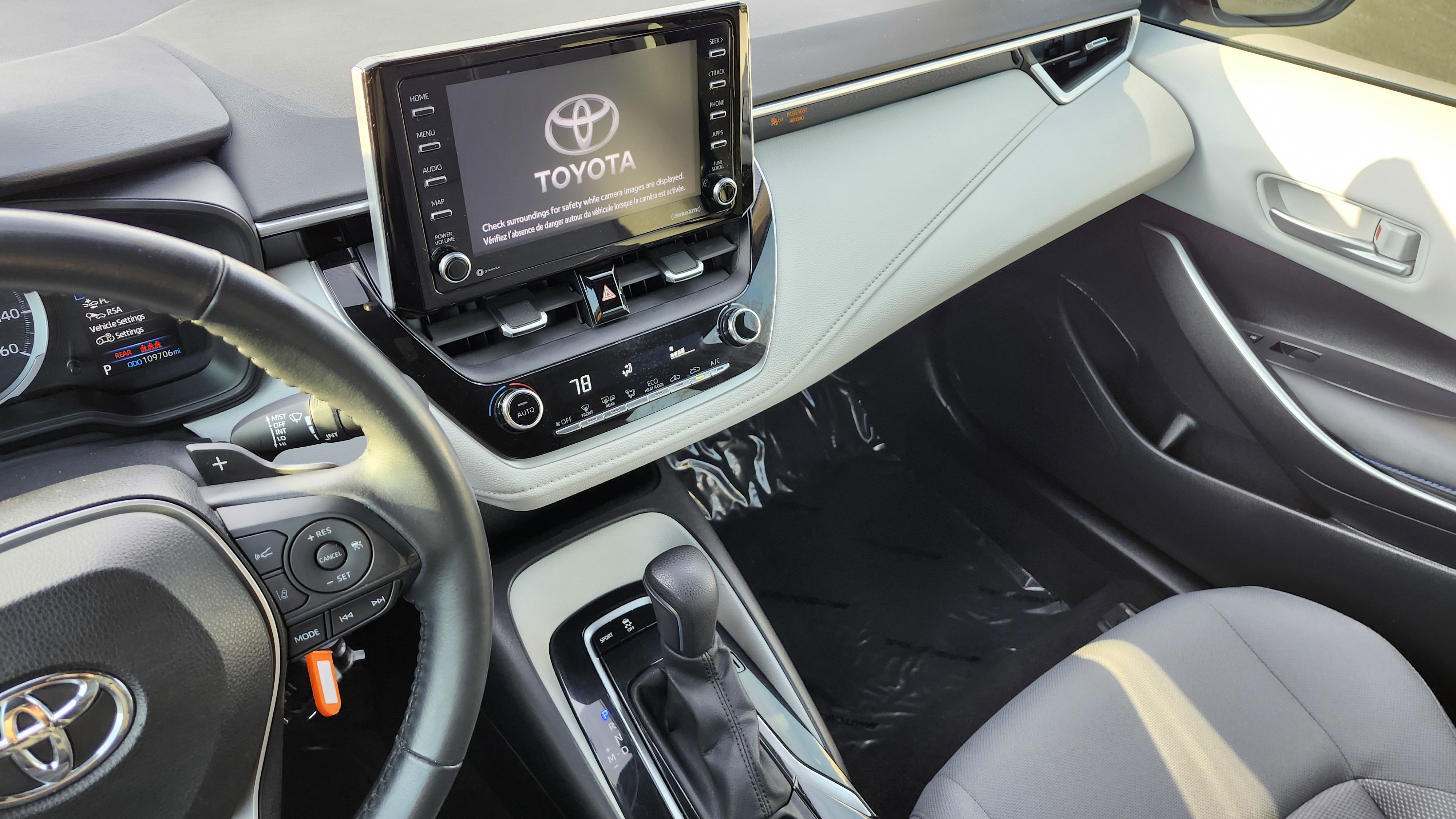 Used 2021 Toyota Corolla SE image 26